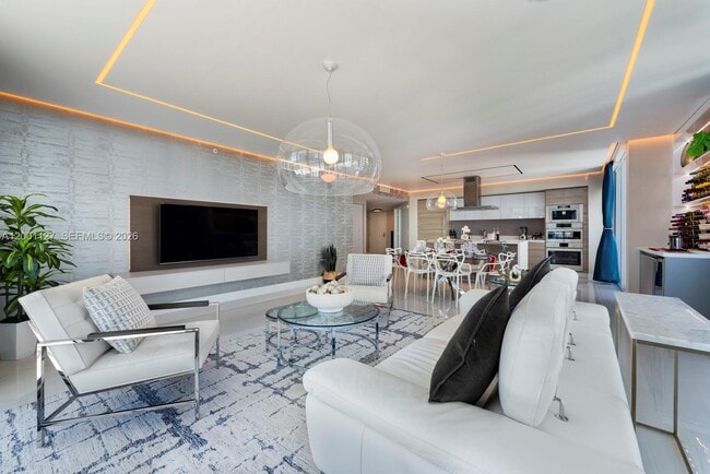 Building Photo - 300 Sunny Isles Blvd