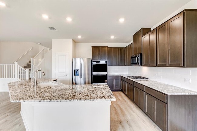 Building Photo - 1717 River Plateau Dr