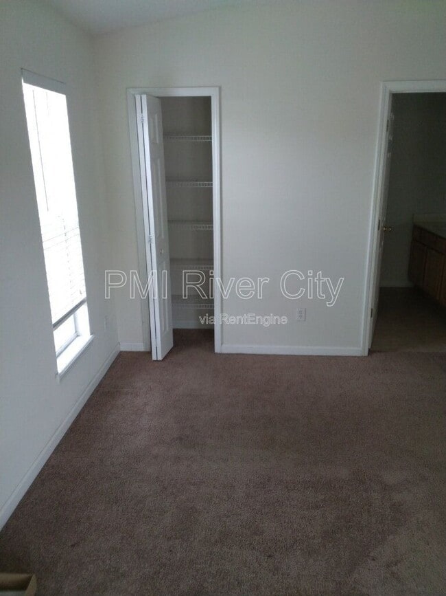 Building Photo - 175 Jardin De Mer Pl
