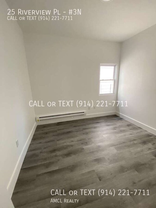 Building Photo - 25 Riverview Pl