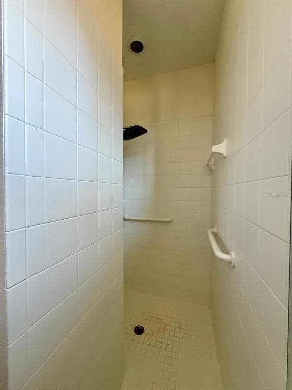 Building Photo - 8530 Alexandra Arbor Ln