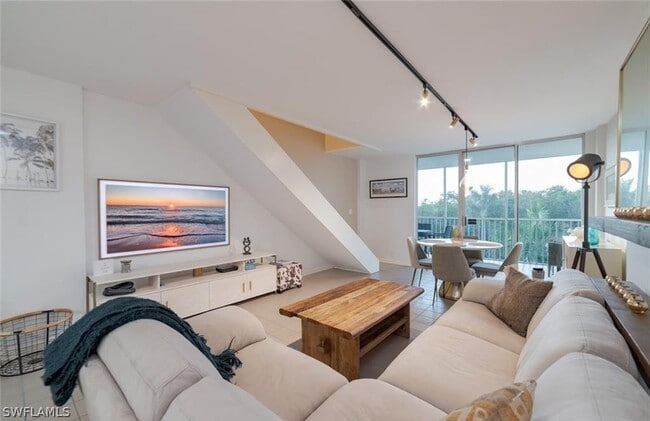 Building Photo - 5 Bluebill Ave