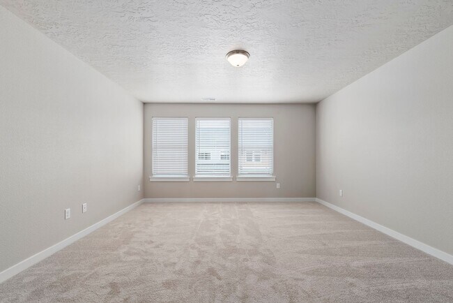 Building Photo - Charming & Modern Townhouse in Meridian!