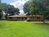Building Photo - 304 Poplar St