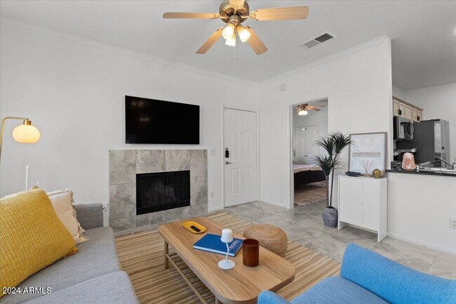 Building Photo - 7009 E Acoma Dr