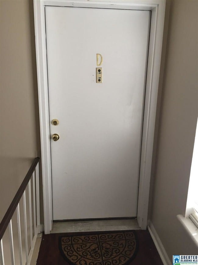 Building Photo - 2105 Montreat Pkwy