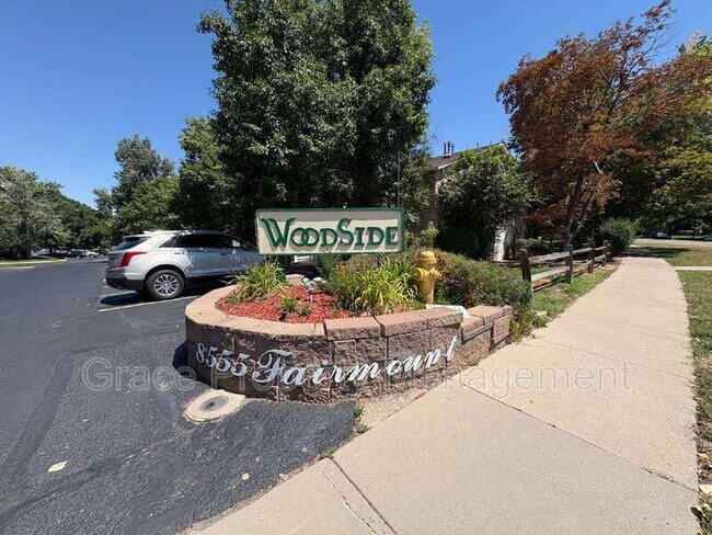 Building Photo - 8555 E Fairmount Dr
