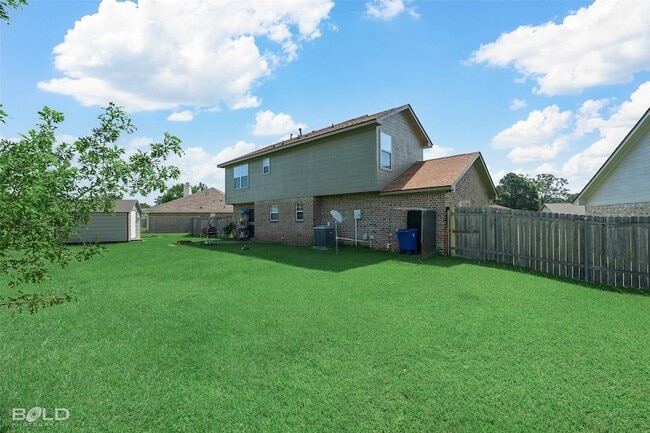 Building Photo - 1608 Shepherd Dr