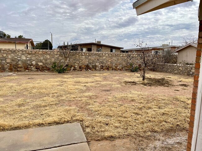 Building Photo - 10724 Onyxstone St