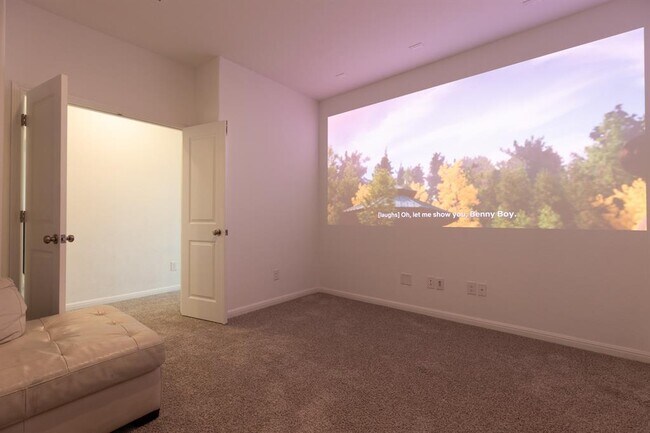 Building Photo - 2332 Giona Pl