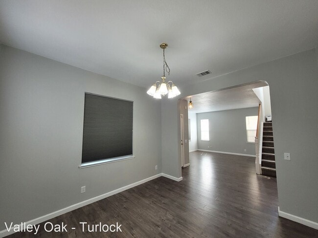 Building Photo - 4 br, 2.5 bath House - 4215 Montara Dr.