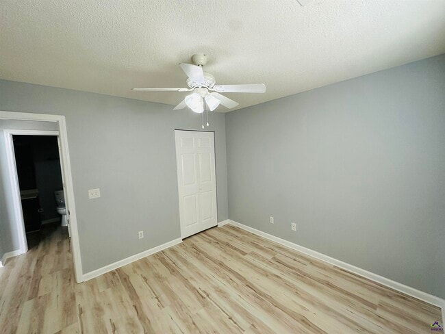 Building Photo - 107 Eagles Landing Trail