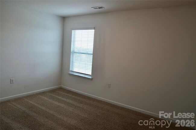 Building Photo - 3276 Hawksbill St SW