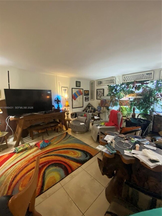 Building Photo - 1855 NE 121st St