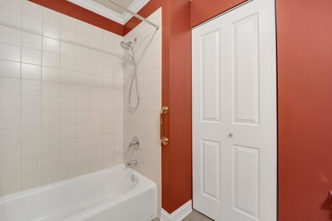 Building Photo - 1400 S Michigan Ave