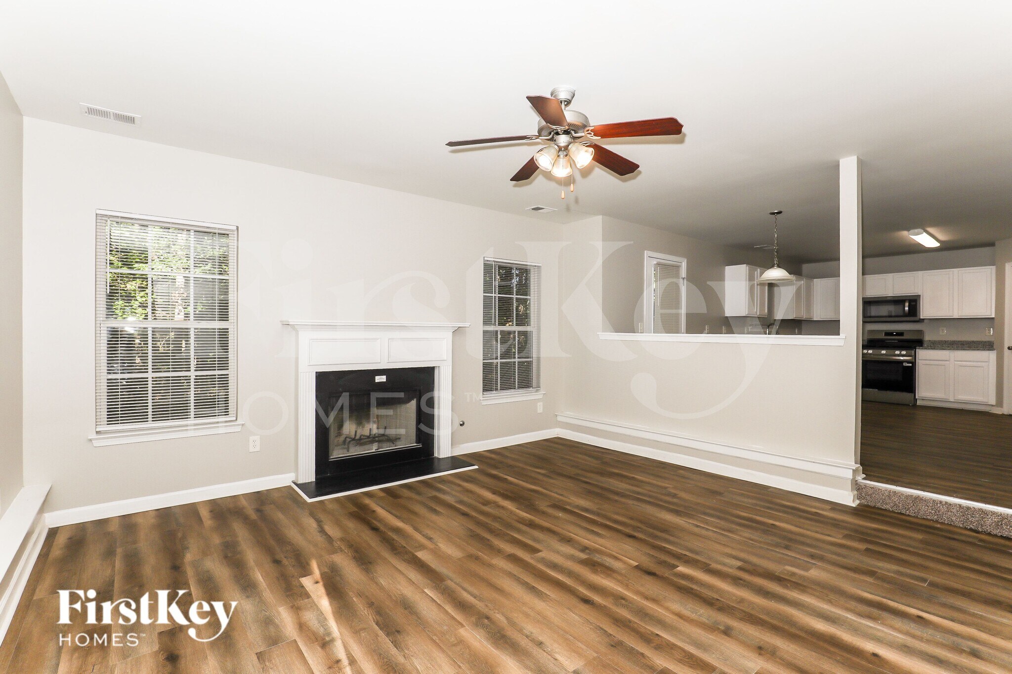 Building Photo - 1119 Oak Hollow Ct