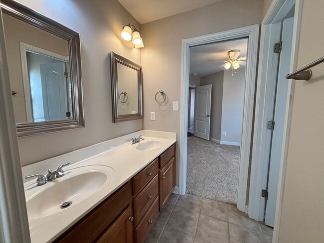 Building Photo - Stunning 5-Bedroom House near Stallings with Fenced in Yard