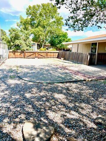 Building Photo - 8533 Creek St NE