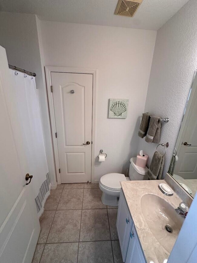 Building Photo - 1803 Auburn Lakes Cir