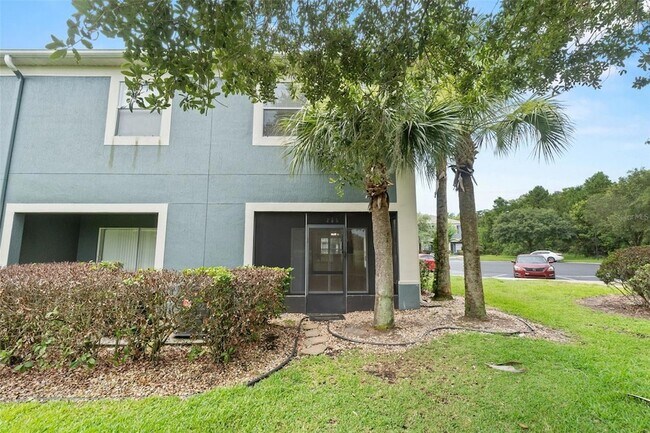 Building Photo - 10325 Manderley Way