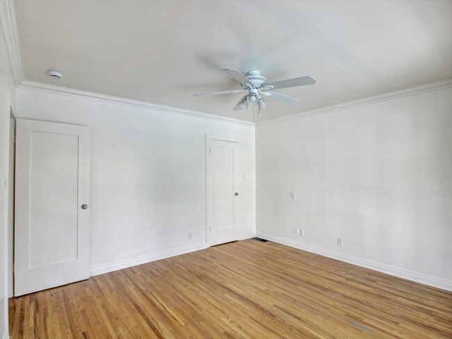 Building Photo - 203 S Stanley Dr