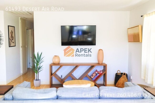 Building Photo - 61493 Desert Air Rd