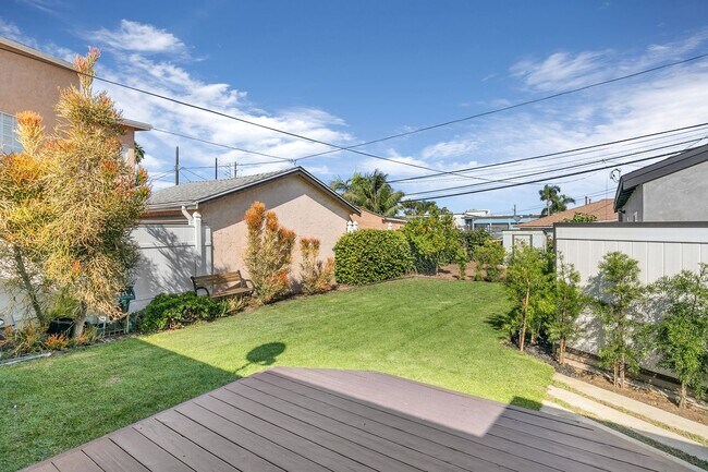 Building Photo - 3620 Tuller Ave