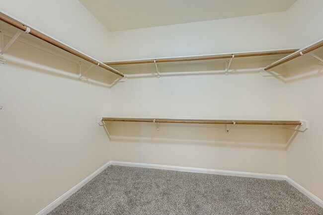 Building Photo - 4931 Monarch Falls Ln