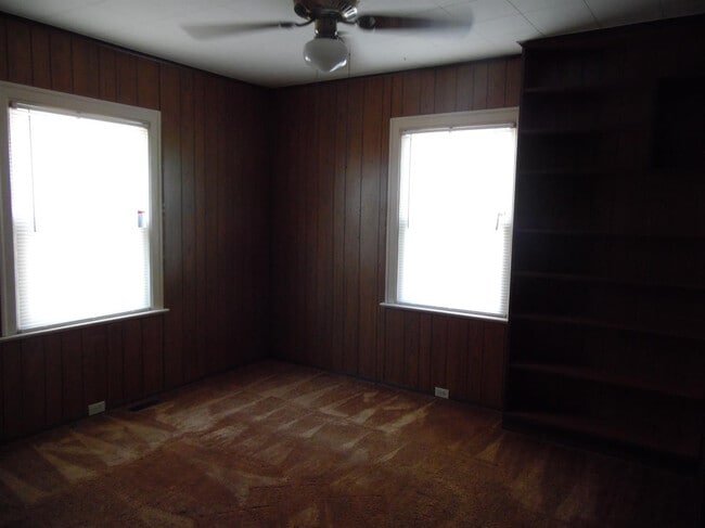 Building Photo - 107 Southport Dr