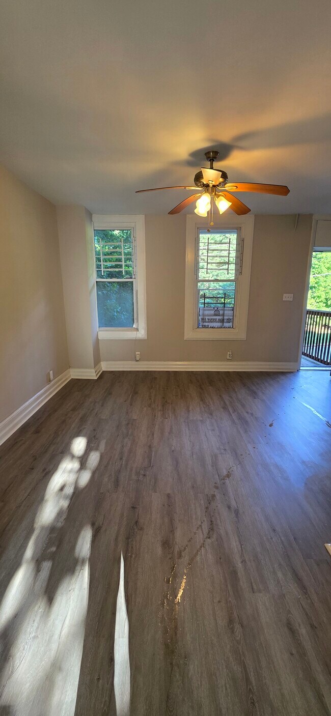 Building Photo - 2434 Druid Park Dr