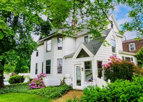 Building Photo - 2706-2 Buffalo Rd