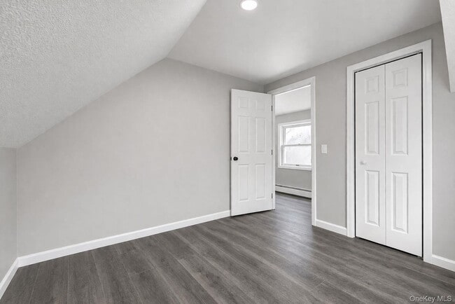 Building Photo - 8093 US-209