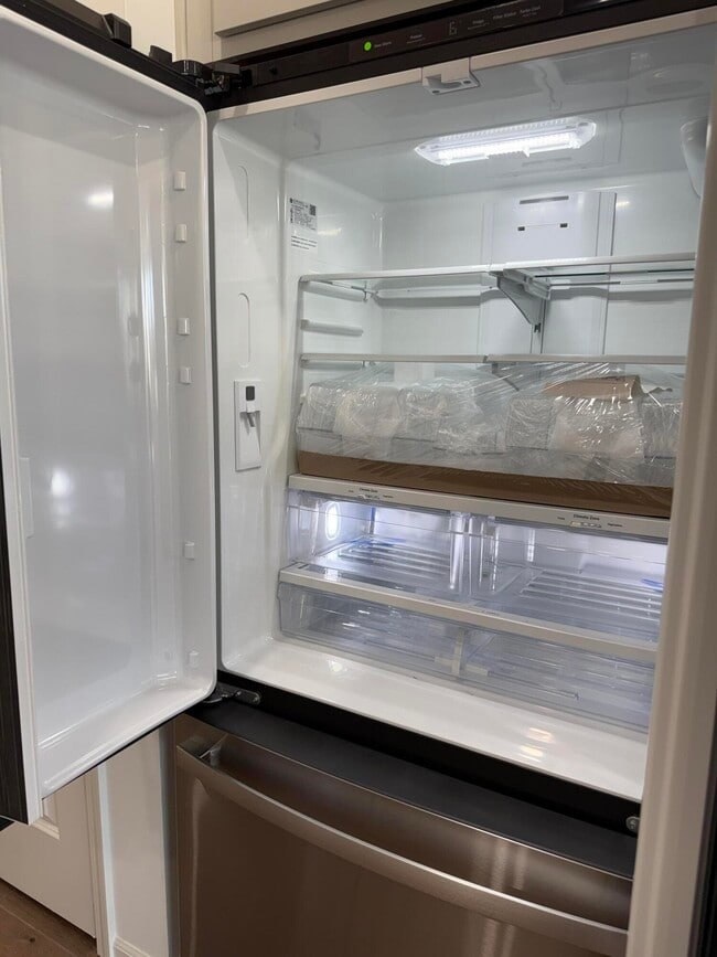 Building Photo - 5586 E Spaniel Dr