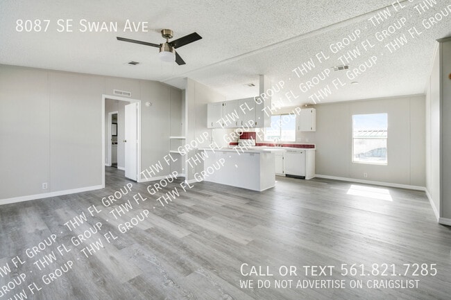 Building Photo - 8087 SE Swan Ave