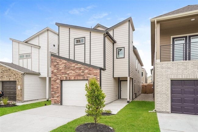 Building Photo - 15254 Estrella Rd W