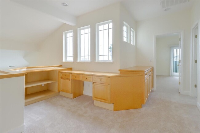 Building Photo - 4 Bed 3 Bath Home With 3 Car Garage High Ceilings And Fenced Yard