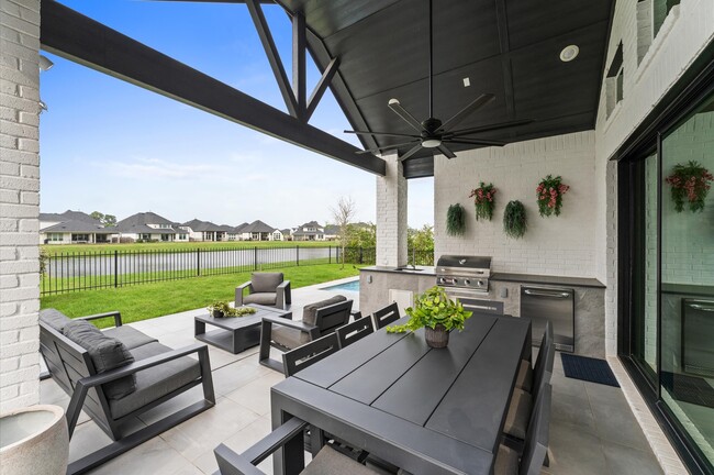 Building Photo - 9638 Birchwood Holw Trl