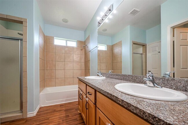 Building Photo - 5906 Yaupon Ridge Dr