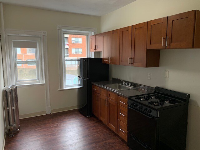 Building Photo - 18 Mt Hood Rd