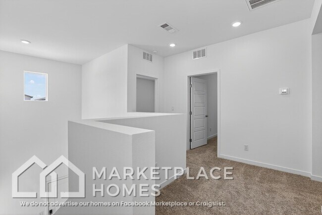 Building Photo - 2650 Marlette Ave