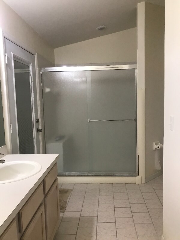 Building Photo - 2 Eagle Ridge Dr