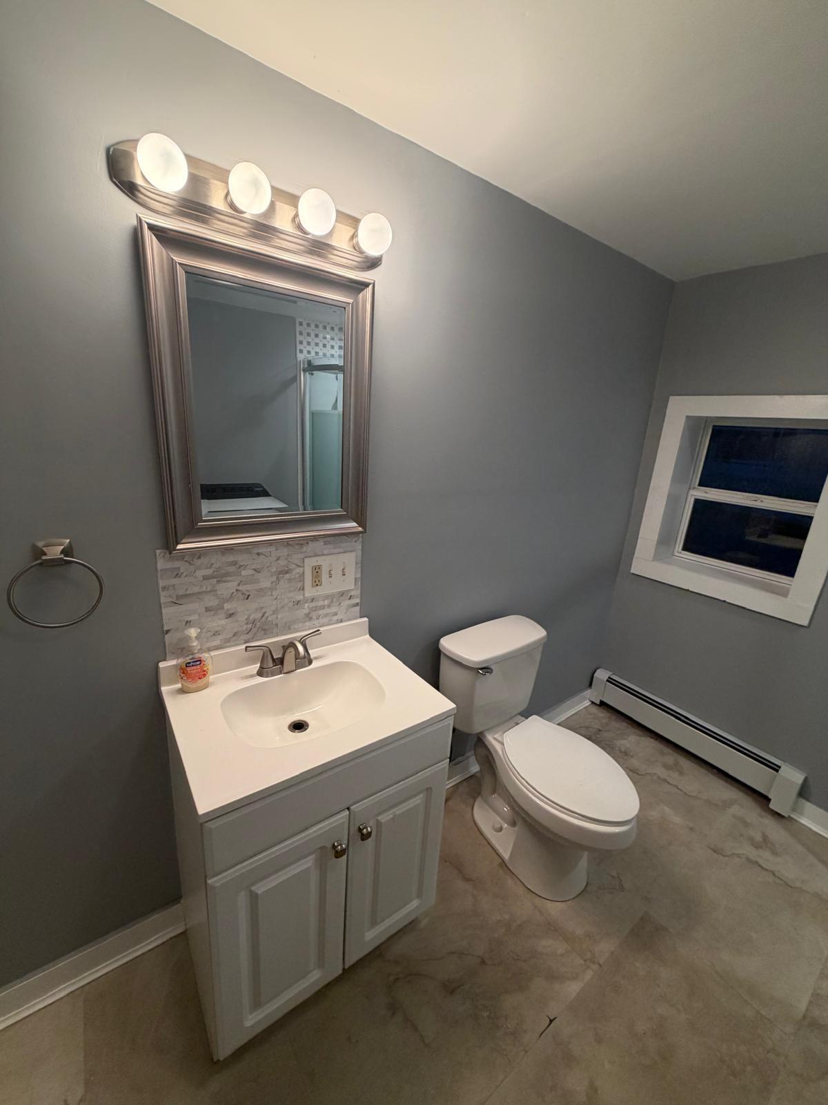 Building Photo - 325 Richfield St