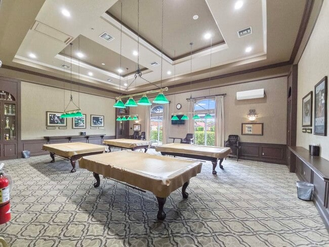 Building Photo - 5058 Glenville Dr