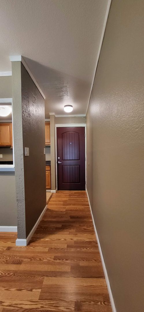 Building Photo - Vallejo Studio available for rent in excellent location over looking Dan Foley Park