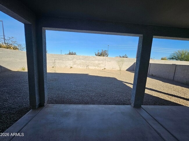 Building Photo - 3010 E Augusta Ave