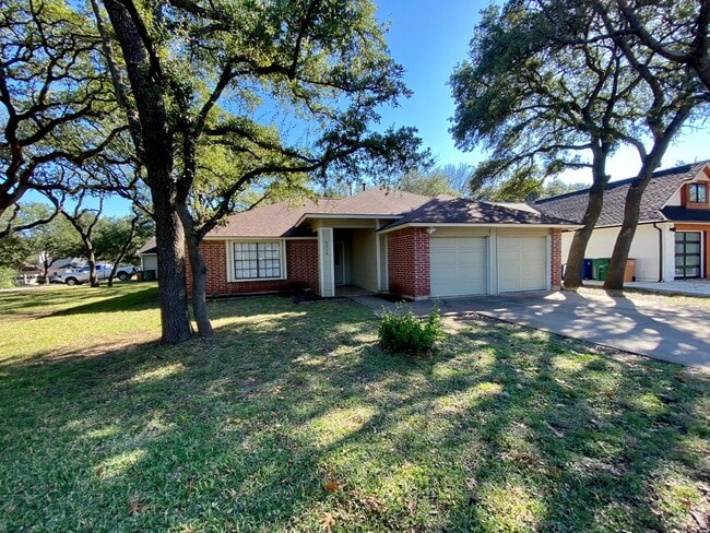 Building Photo - Gorgeous 3 bed 2 bath Single Story Home in Austin!!!