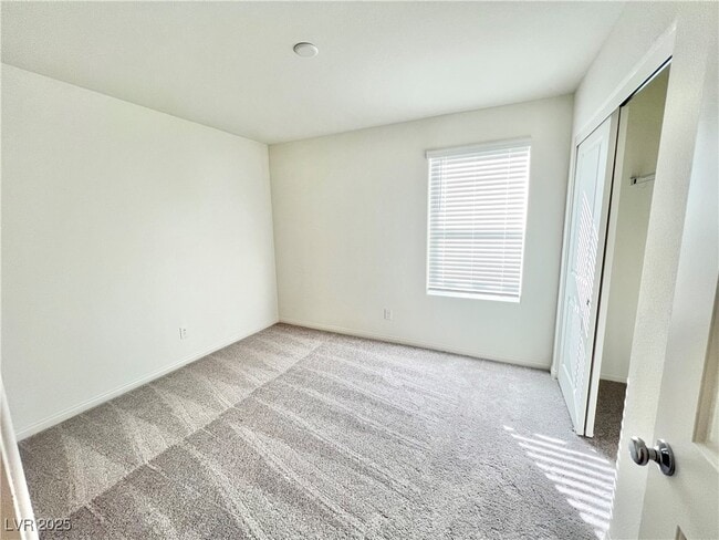 Building Photo - 6972 W Ford Ave