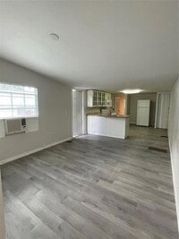Building Photo - 37412 Carringer Rd