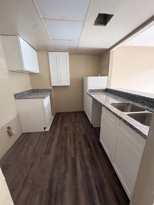 Building Photo - 176 Goodson Dr