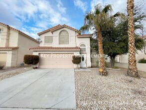 Building Photo - GORGEOUS GREEN VALLEY 2 STORY HOME W/ DOWN...